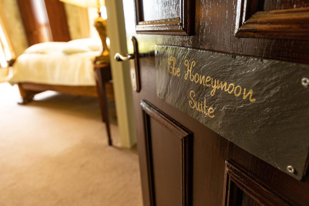 Ballinalacken Castle Country House Hotel Doolin Extérieur photo